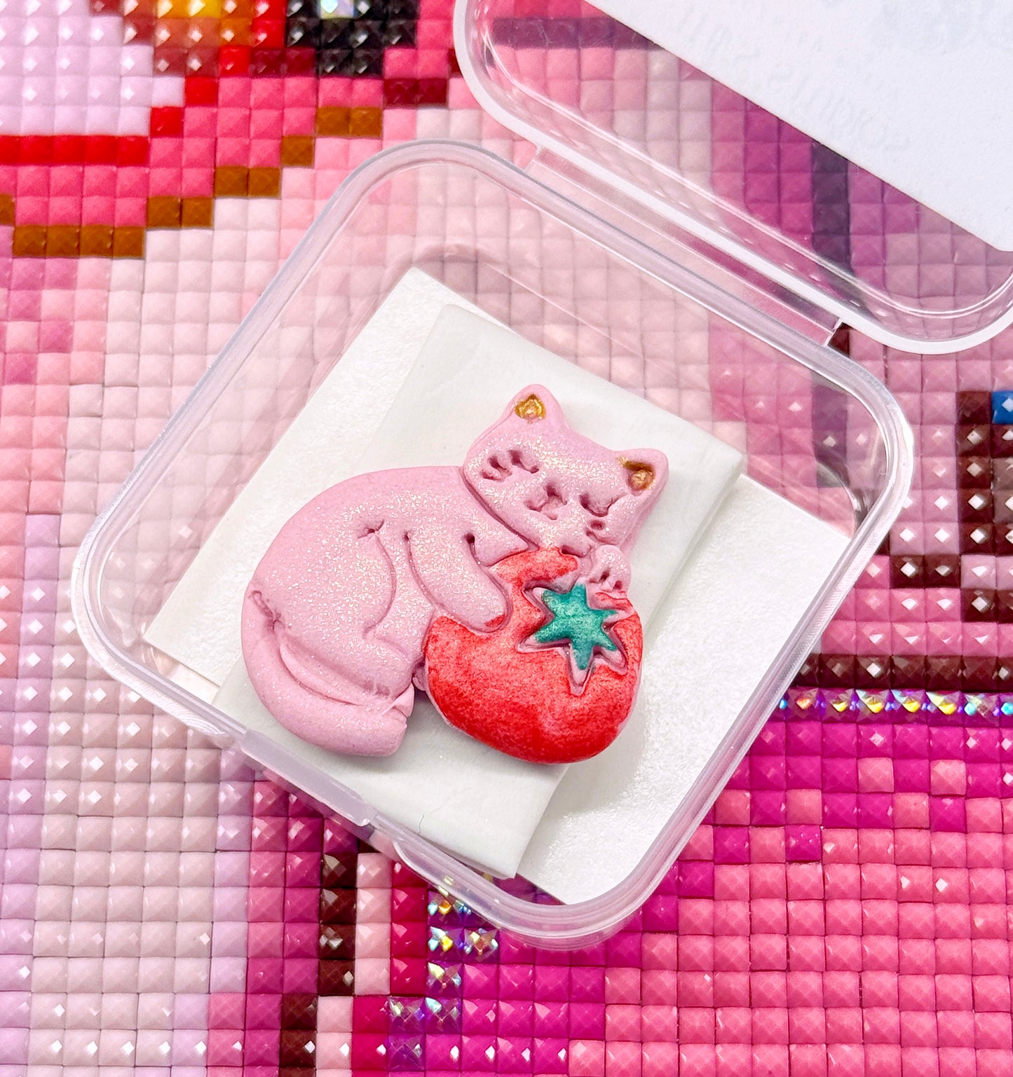Tomato Kitten | wt. 9-10g | Scent: Triffle Cake