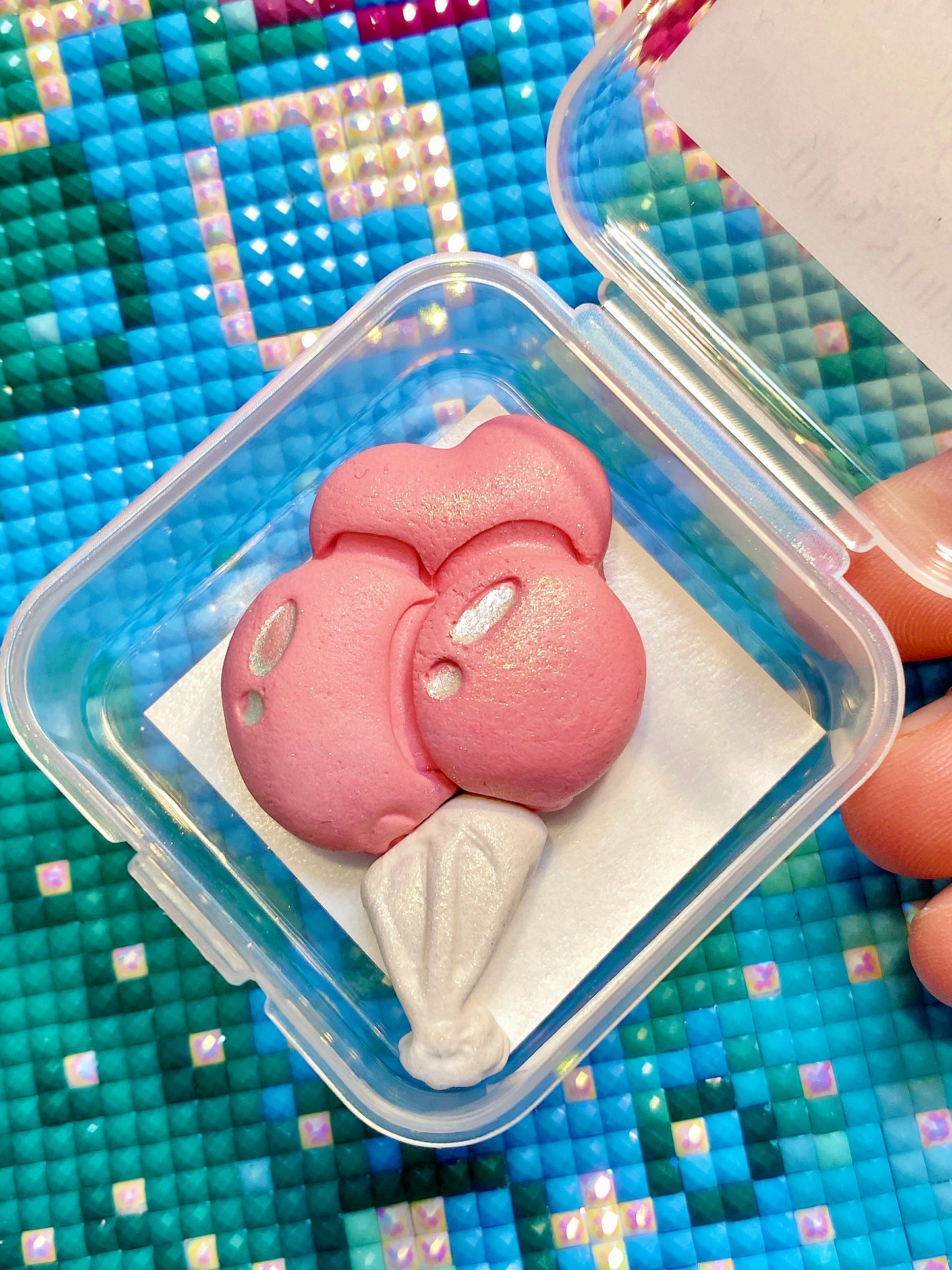 Balloons. Pink. Wt. 10-11g. Scent: Bubble Gum