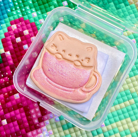 Peek-a-boo. Wt. 9-10g. Scent: Fresh Skies