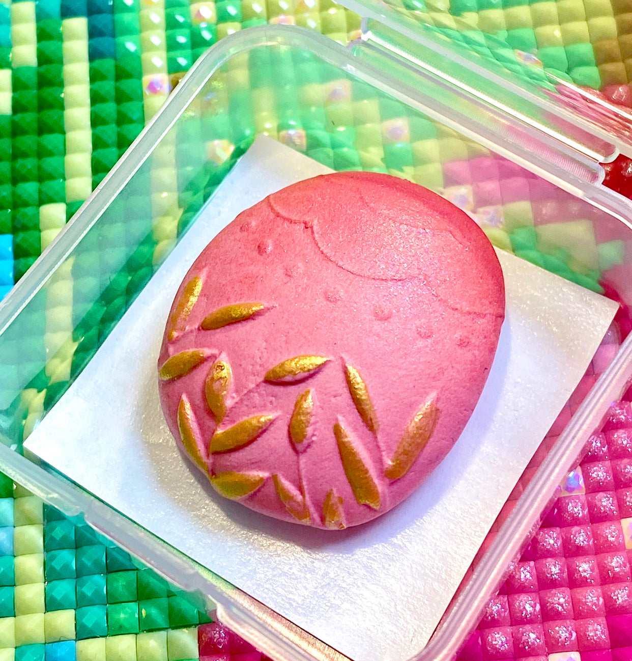 Easter egg | Wt. 9-10g | Scent: Cherry blossom