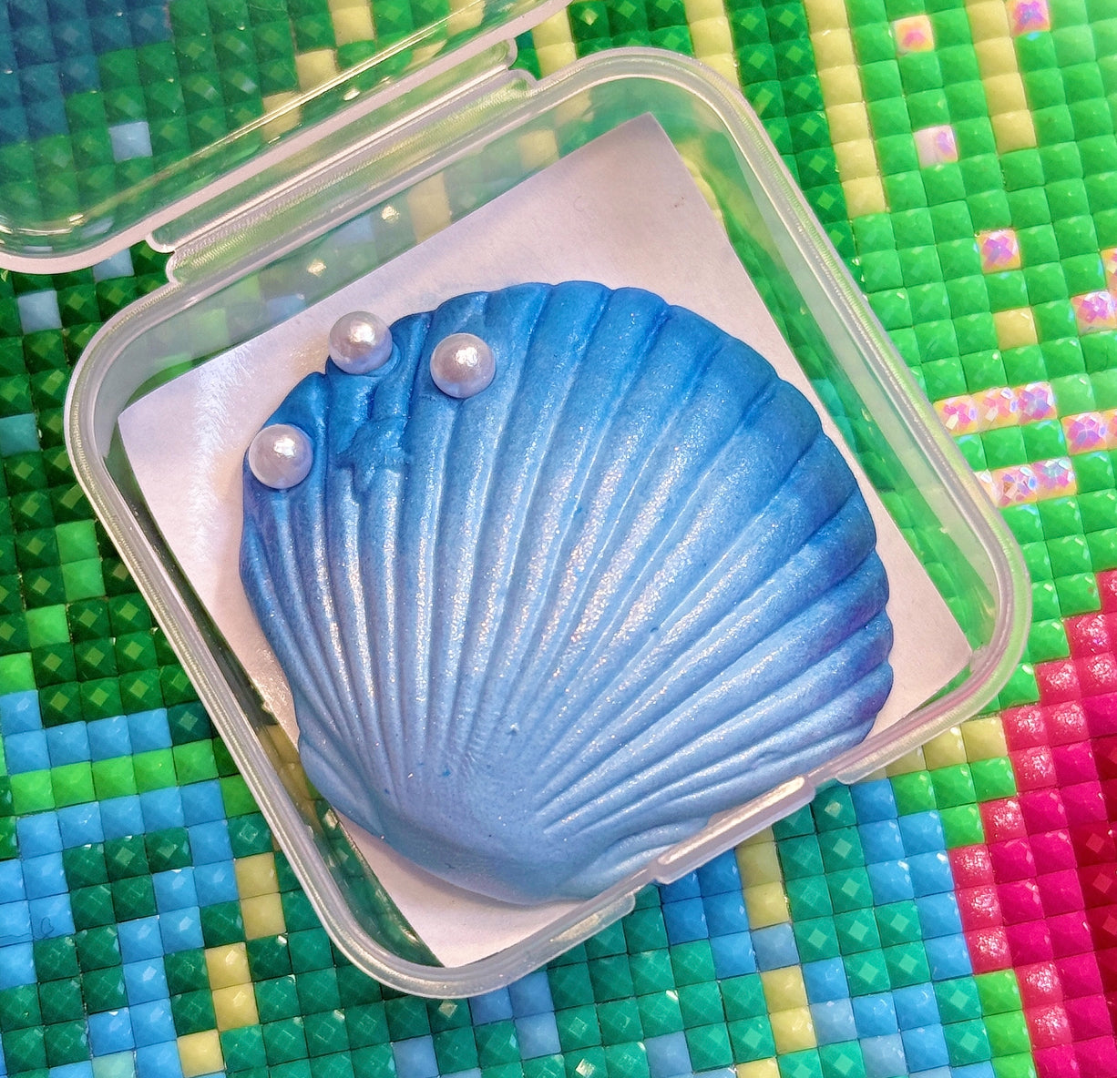Blue XL Clam. Wt. 12-13g. Scent: Fresh Water