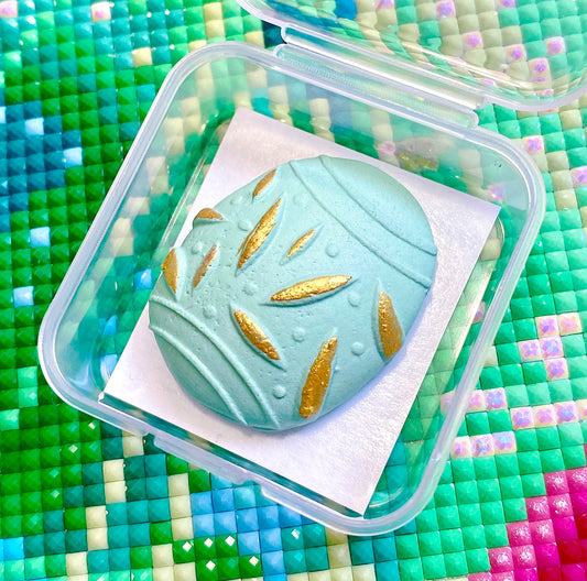 Easter egg | Wt. 9-10g | Scent: Lime