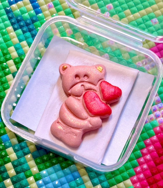 Valentine’s Teddy | Wt. 9-10g | Scent: Grapefruit