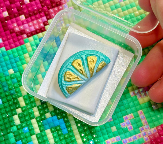 Lime Cookie. Wt. 9-10g. Scent: Lime
