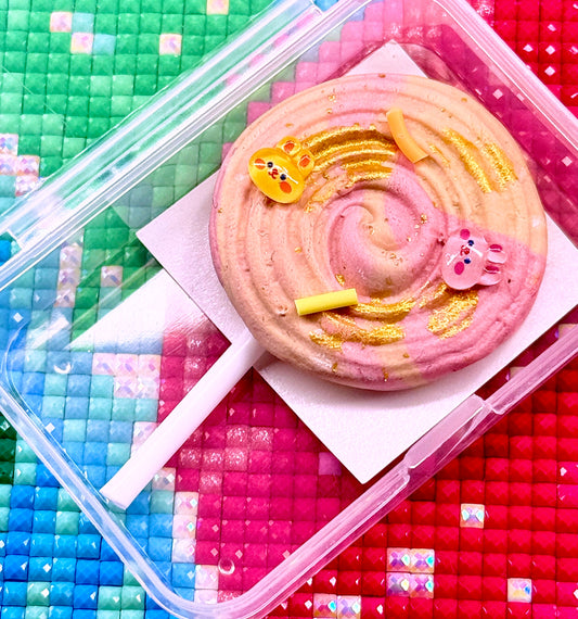 Bunny Lollipop | Wt. 10g | Scent: Sweet Doughnut