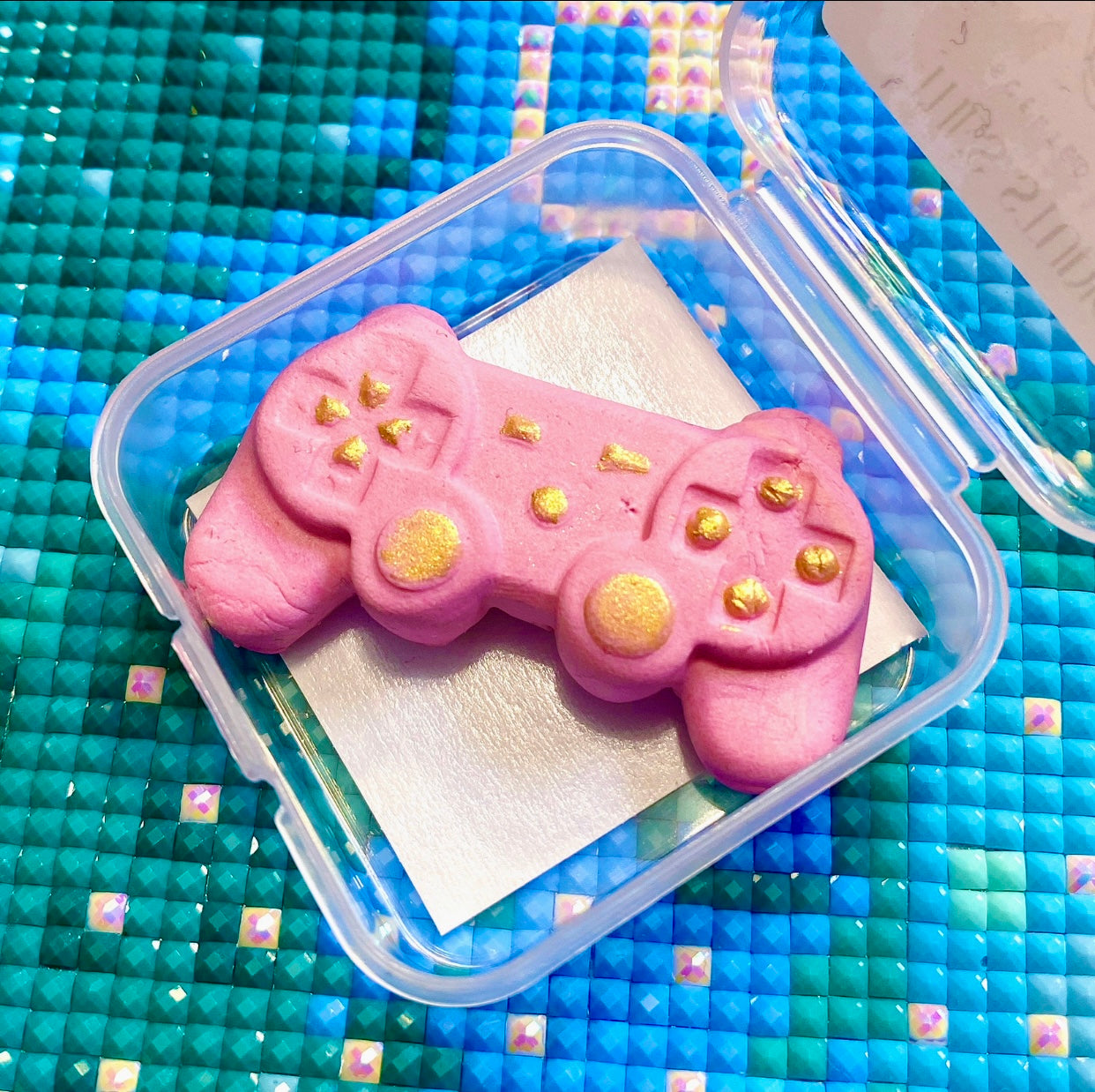 Game Time. Pink. Wt. 11-12g. Scent: Bubblegum