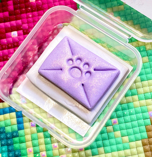 Paw Letter. Purple. Wt. 9-10g. Scent: Baby Powder