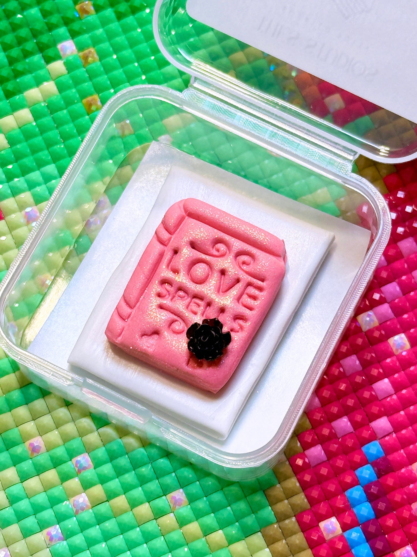 Love spells | Wt. 9-10g | Scent: First love