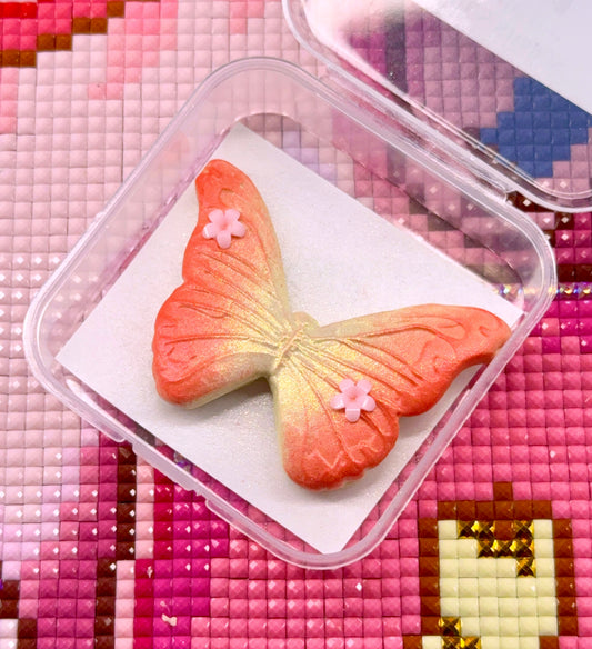 Summer Butterfly | Wt. 7-8g | Scent: Vanilla & Almond