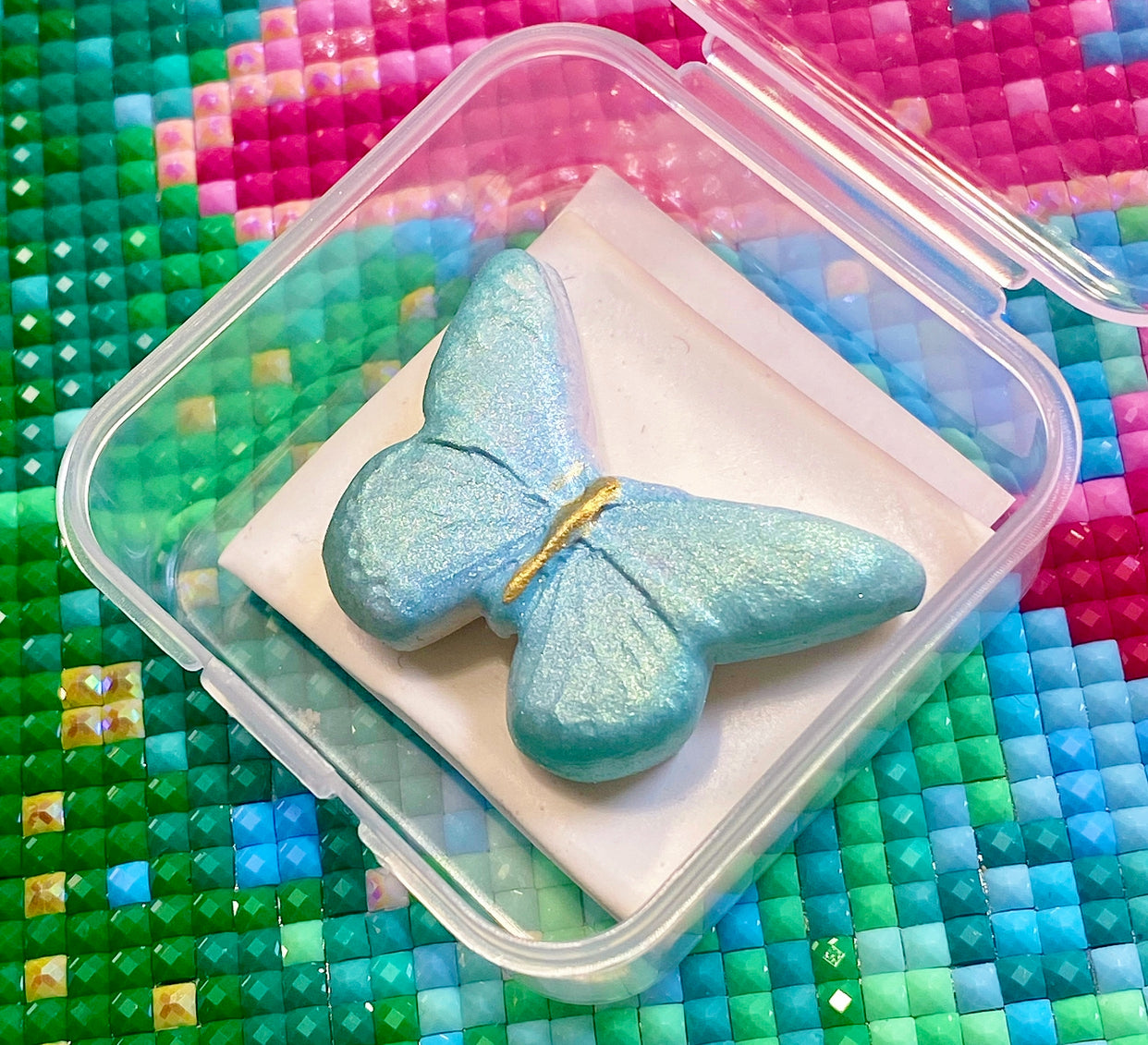 Butterfly Dreams. Green. Wt. 9-10g. Scent: Lime