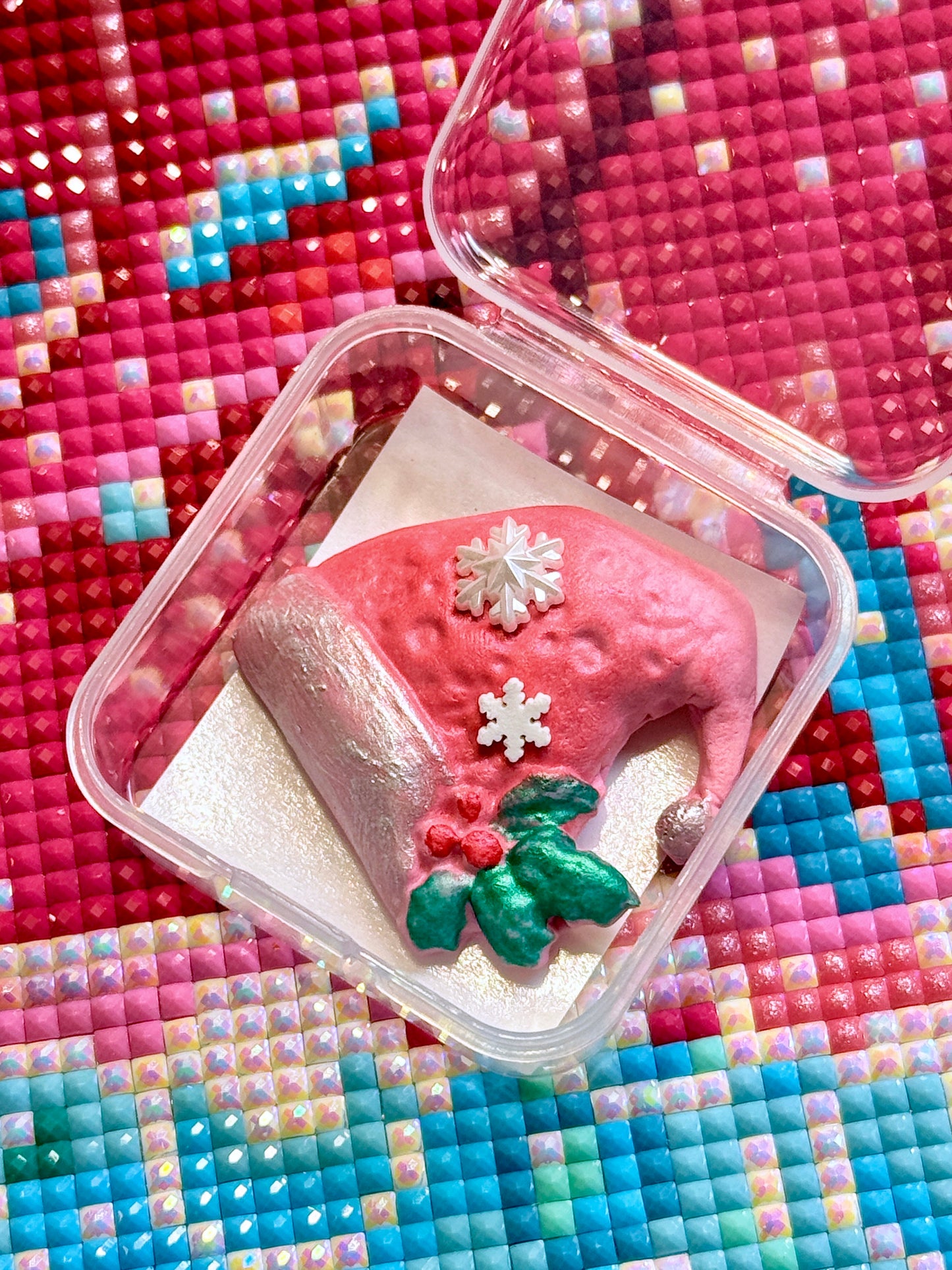 Santa’s Hat | Limited Edition | Scent: Christmas Cookies | Wt. 9-10g