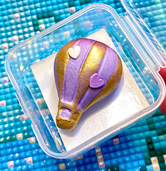 On Cloud 9. Purple Air balloon. Wt. 9-10g. Scent: Passion Fruit