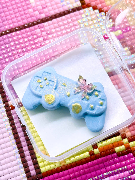Blue Controller | Wt. 9-10g | Scent: Pink Bubblegum